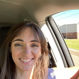 Meet your Posher, Abbie